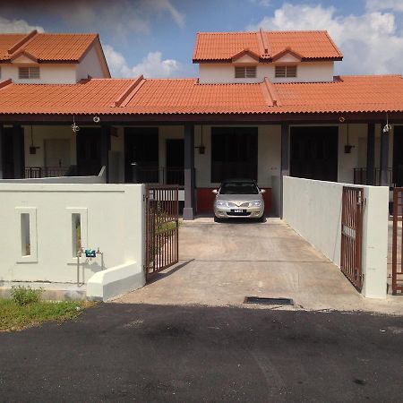 Teratakmuslim H'H Βίλα Malacca Εξωτερικό φωτογραφία